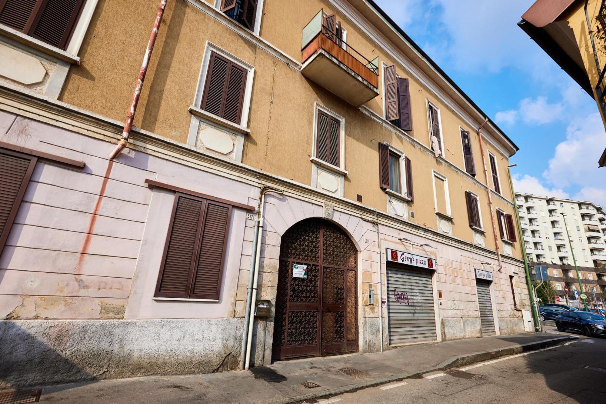 Cozy Studio A Few Steps From Sesto Rondo Metro Station Sesto San Giovanni Exterior foto